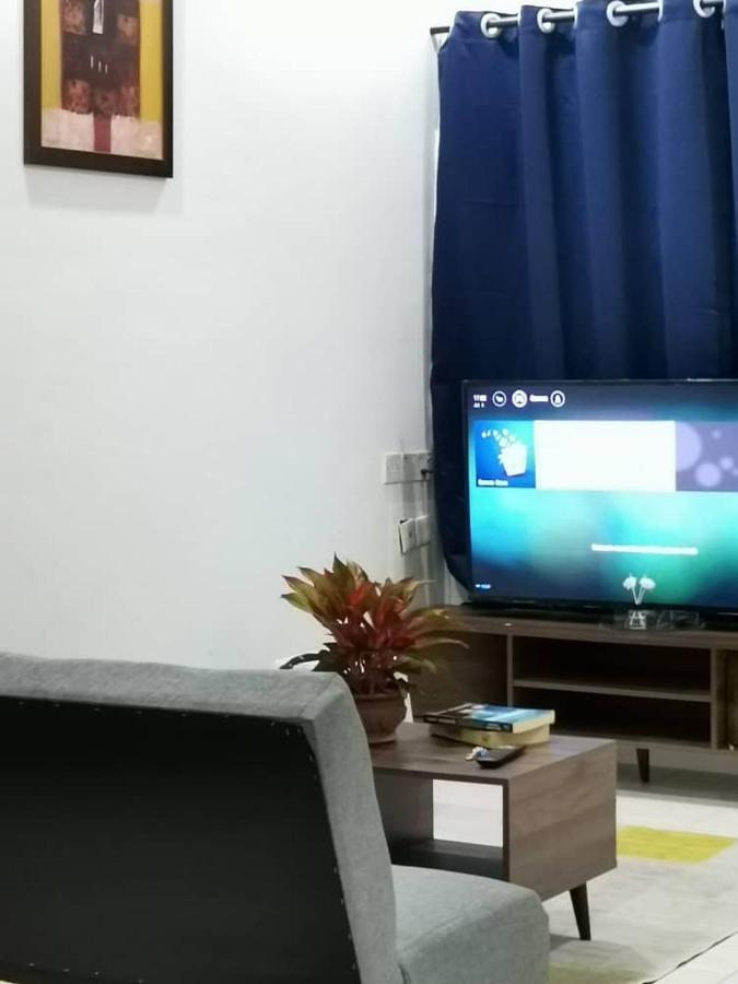Uia Younee 3r2b 9pax 5 Min To Town Holiday home *